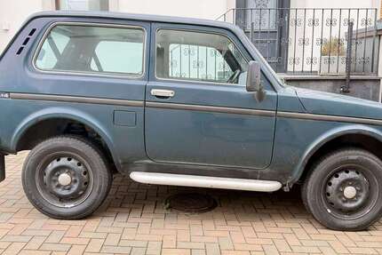 Lada 4x4 16.750 km 5.900 € Colbitz 39326