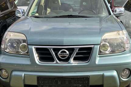 Nissan X-Trail 171.000 km 1.800 € Stuttgart 70376
