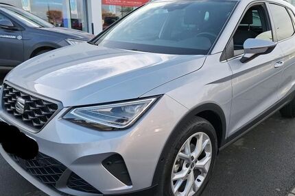 Seat Arona 28.077 km 18.885 &euro; Uetersen bei Hamburg 25436