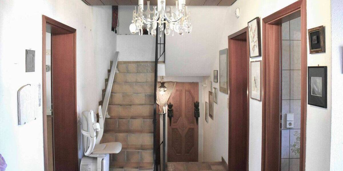 Doppelhaushälfte Bruchsal Untergrombach - 6 Zimmer, 233 m&sup2;, 498.000&euro; | Angebot:26016570