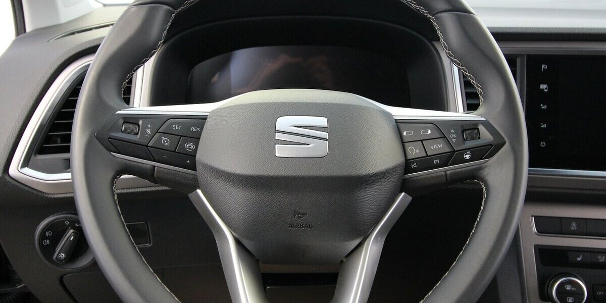 Seat Ateca 1.5 TSI Xperience NAVI+LED+KAMERA+WINTER 34.722 km 25.500 &euro; Hagenow 19230