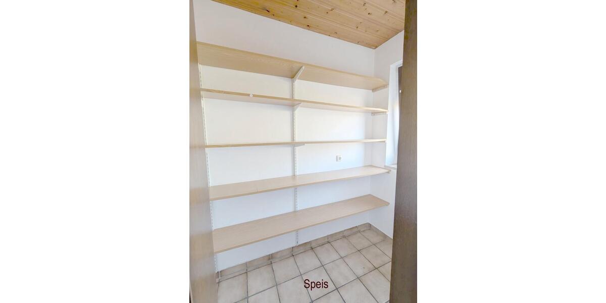 Dachgeschoßwohnung Hirschaid - 4 Zimmer, 115 m&sup2;, 1.150&euro; | Angebot:26303035