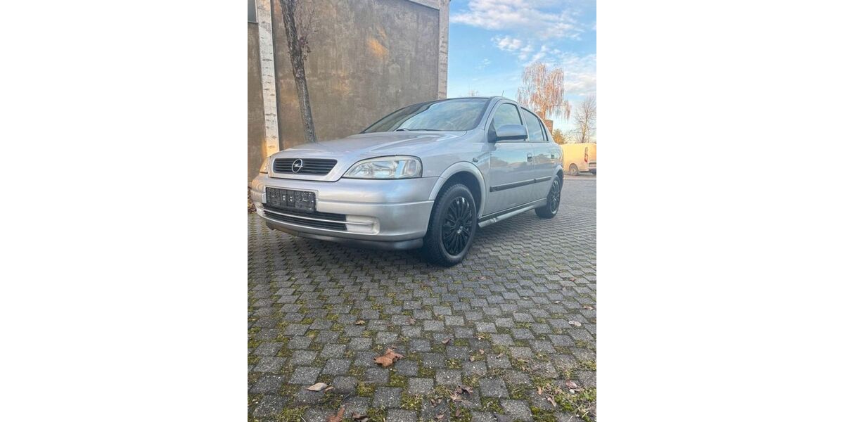 Opel Astra 111.000 km 2.000 &euro; Augsburg 86150