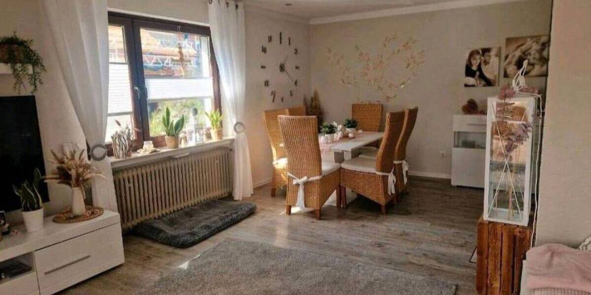 Mehrfamilienhaus, Wohnhaus Hameln Hilligsfeld - 8 Zimmer, 200 m&sup2;, 350.000&euro; | Angebot:26228809
