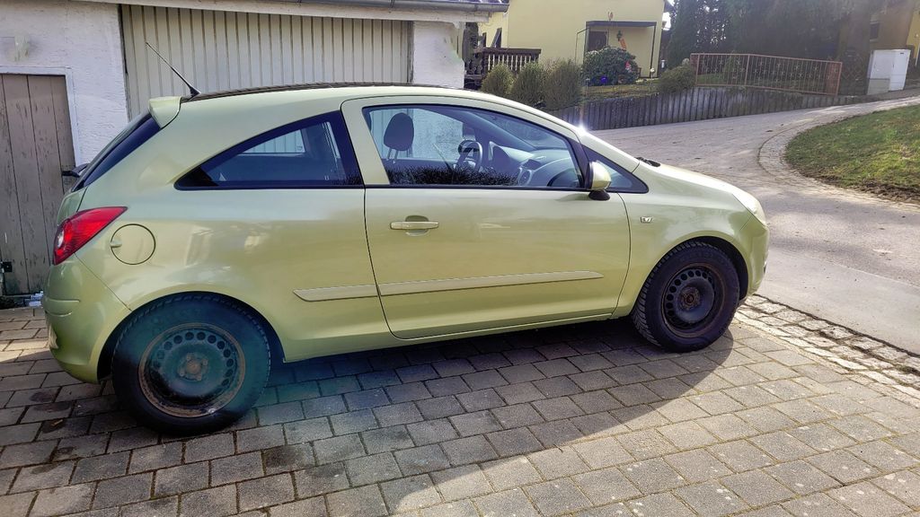 Opel Corsa 215.000 km 1.499 &euro; Eislingen 73054