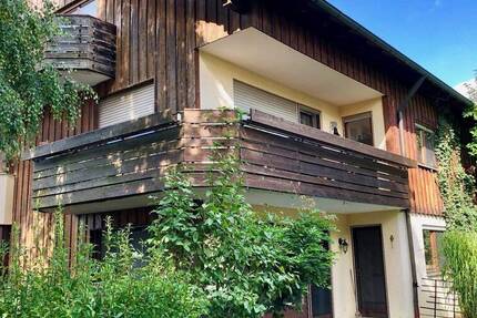 Erdgeschosswohnung mit Terrasse u. eigenen Gartenteil zu vermieten 3 zimmer