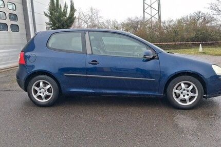 VW Golf 224.000 km 2.500 &euro; Neustadt/Wstr. 67433