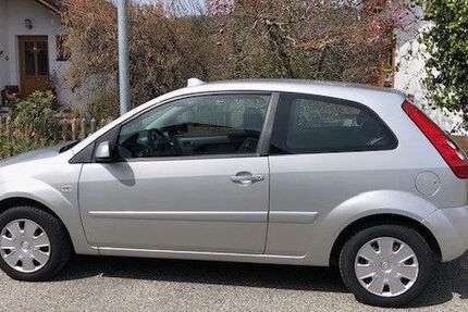 Ford Fiesta 72.000 km 2.000 &euro; Peißenberg 82380
