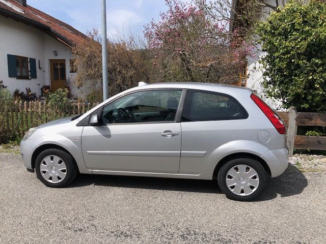 Ford Fiesta 72.000 km 2.000 &euro; Peißenberg 82380