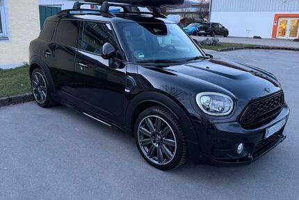 Mini Countryman S (Cooper) 46.455 km 28.999 &euro; Miesbach 83714