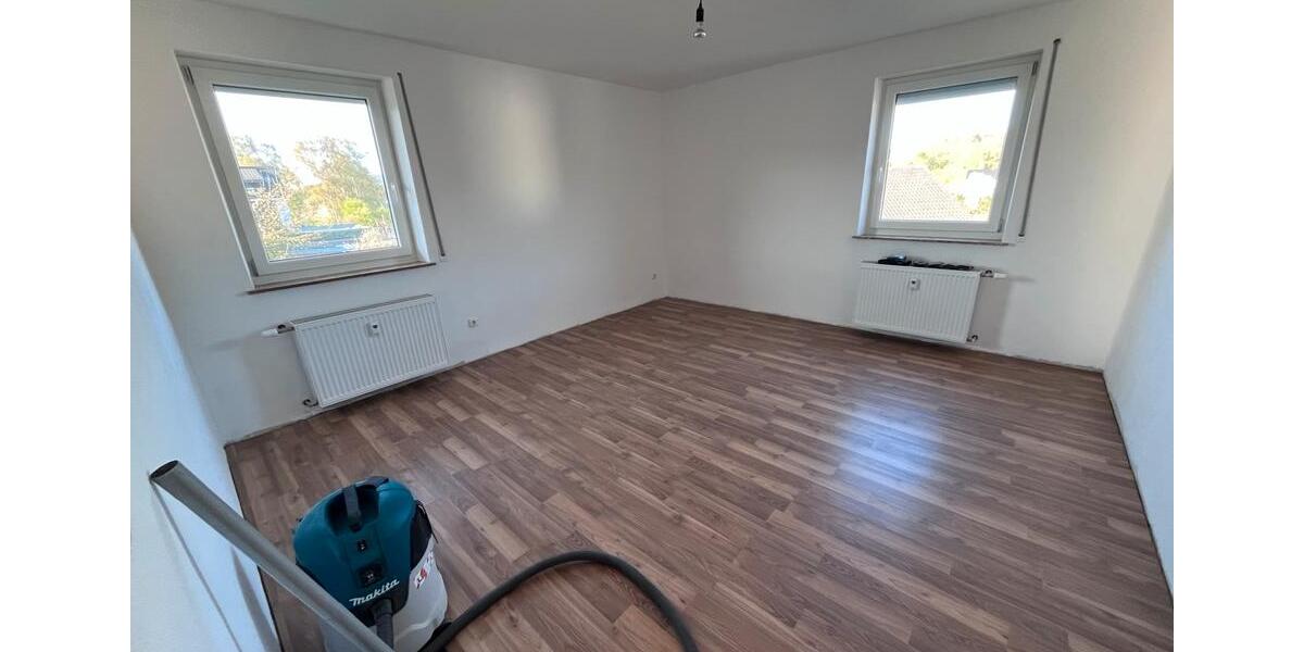 Etagenwohnung Amberg - 3 Zimmer, 96 m&sup2;, 850&euro; | Angebot:26275743