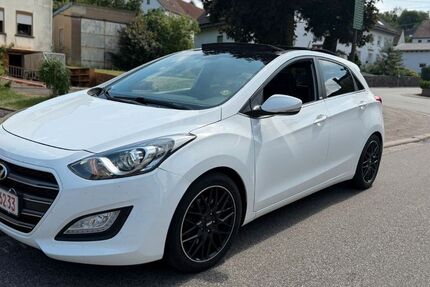 Hyundai i30 180.000 km 7.999 &euro; Bad Dürkheim 67098