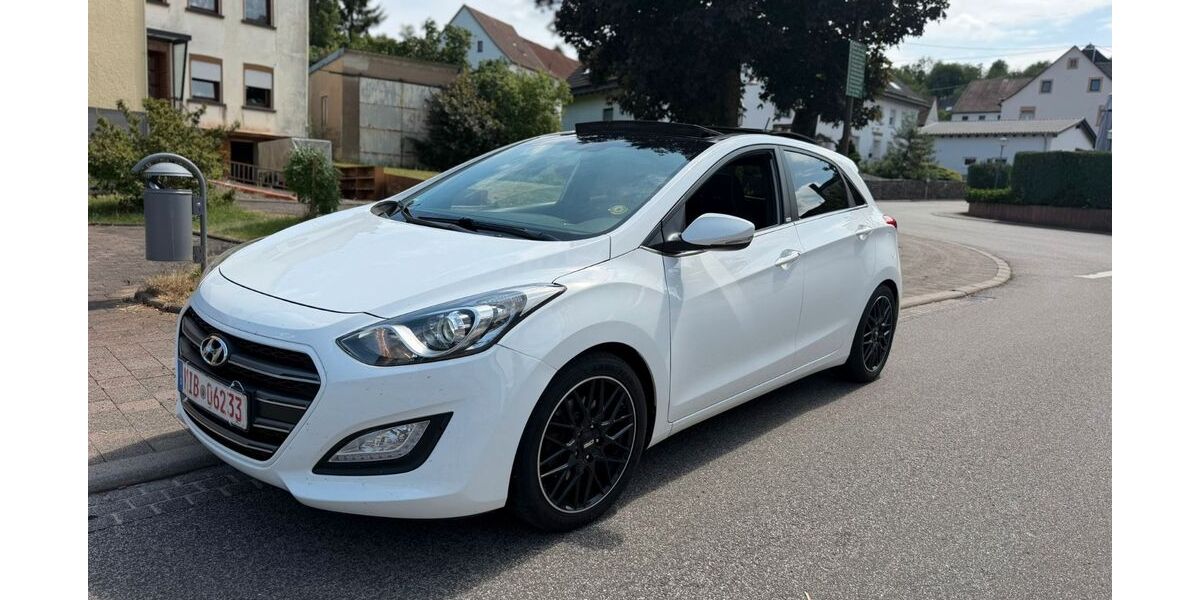 Hyundai i30 180.000 km 7.999 &euro; Bad Dürkheim 67098