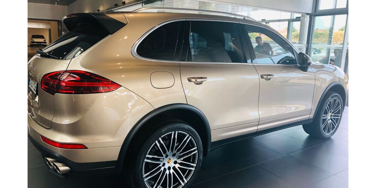 Porsche Cayenne 246.000 km 39.850 &euro; Brühl 68782