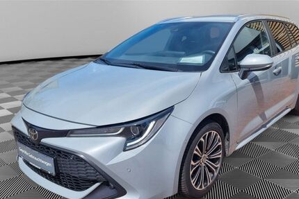 Toyota Corolla 83.500 km 19.995 &euro; Kölpinsee 17459