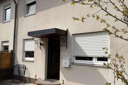 Haus Nürnberg Katzwang - 5 Zimmer, 150 m&sup2;, 475.000&euro; | Angebot:26333468