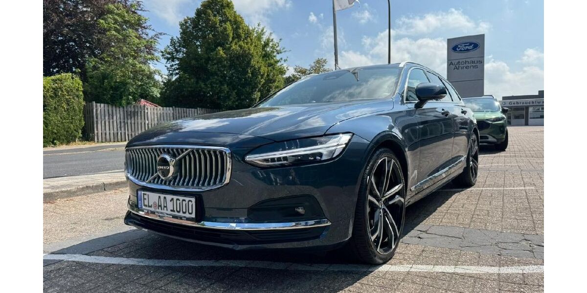 Volvo V90 3.000 km 57.290 &euro; Papenburg 26871