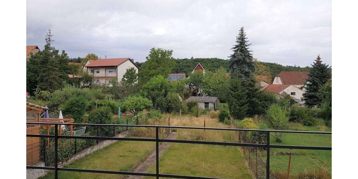 Etagenwohnung Bennhausen - 3 Zimmer, 90 m&sup2;, 600&euro; | Angebot:26918999