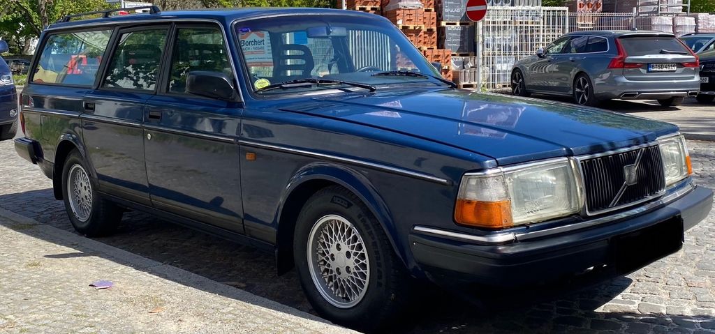 Volvo 240 247.790 km 1.999 &euro; Berlin 12205