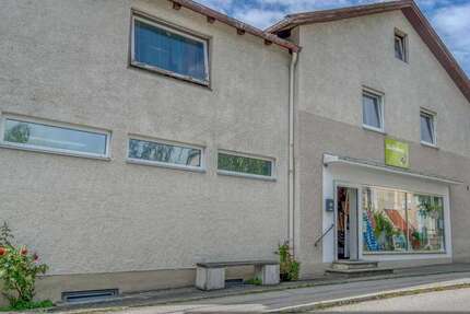 Einzelhandel in Glonn 198.000 € 108 m² zimmer