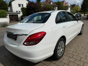 Mercedes-Benz C 180 CGI Limousine 1. Hand 86.000 km 12.990 &euro; Neckarsulm 74172