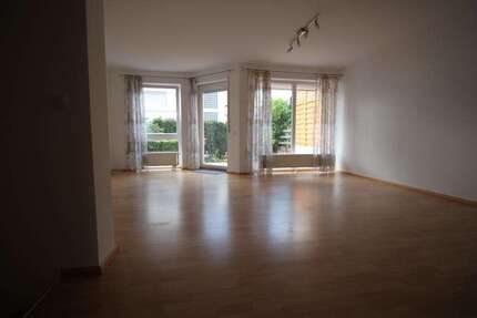 Haus zum Mieten in Dettenhausen 2.150 € 150 m² 6 zimmer