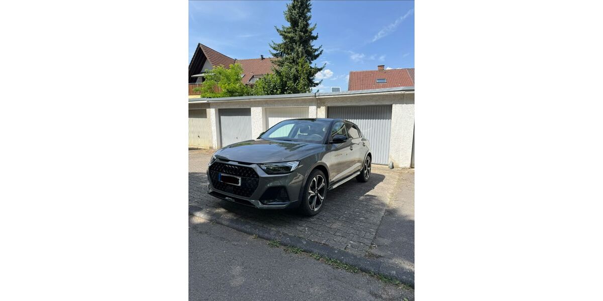 Audi A1 12.000 km 34.550 &euro; Stuttgart 70437