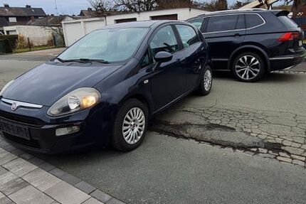 Fiat Punto 139.280 km 3.150 &euro; Wetzlar 35576