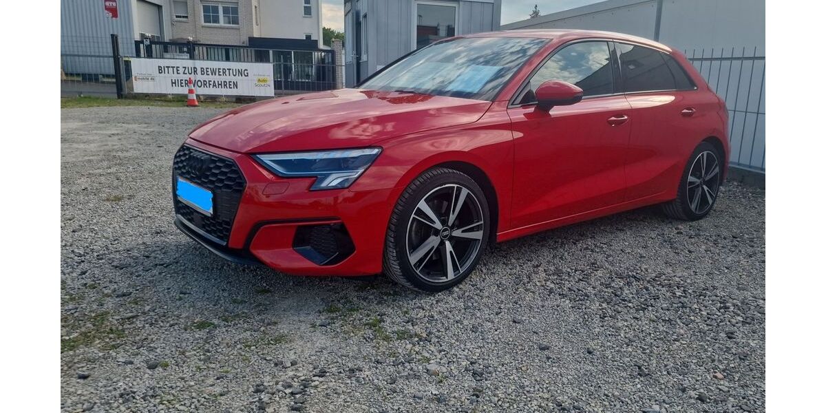 Audi A3 78.000 km 22.999 &euro; Wolfsburg 38442