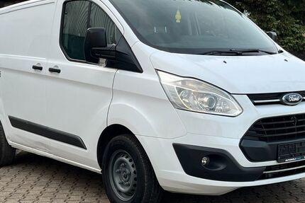 Ford Transit Custom 167.000 km 9.900 &euro; Pfullingen 72793