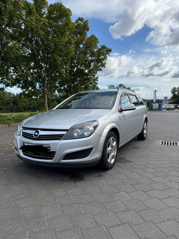 Opel Astra 230.000 km 3.350 € Bad Breisig 53498