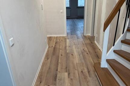 Wohnung Neustadt (Hessen) - 3 Zimmer, 90 m&sup2;, 980&euro; | Angebot:24393928