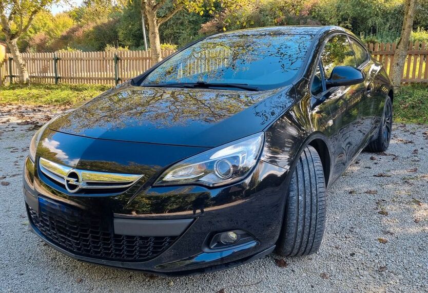 Opel Astra 98.000 km 10.199 € Harburg 86655
