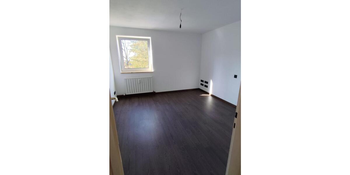 Etagenwohnung Traunreut Irsing - 3 Zimmer, 71 m&sup2;, 215.000&euro; | Angebot:26419548