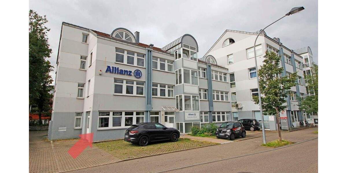 Helle Gewerbeeinheit im EG in zentraler Lage | Stellplätze verfügbar & separat anmietbar zimmer