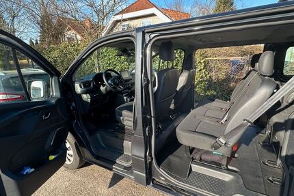 Nissan NV300 65.300 km 23.700 &euro; Berlin 10407