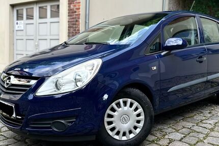 Opel Corsa 99.999 km 2.700 &euro; Dresden 01326