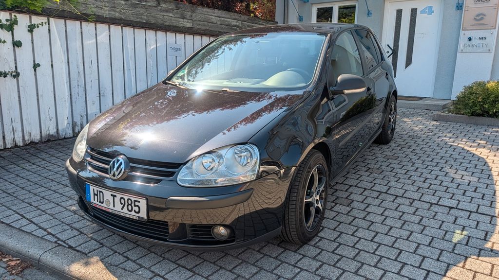 VW Golf 199.000 km 2.889 &euro; Walldorf 69190