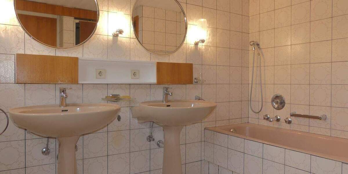 Einfamilienhaus Erbach - 6 Zimmer, 138 m&sup2;, 348.000&euro; | Angebot:25662497