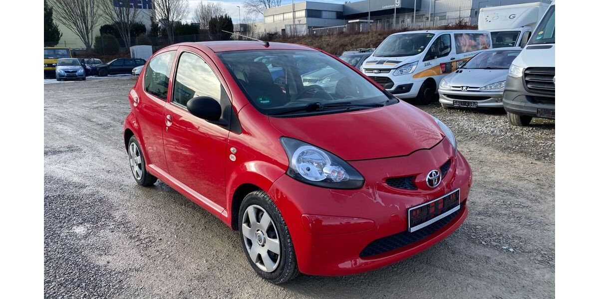 Toyota Aygo (X) 233.000 km 1.190 &euro; Schwenningen 78056