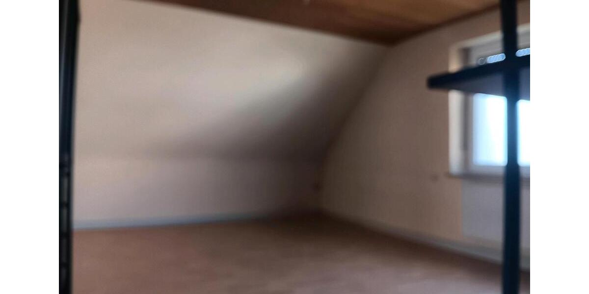 Dachgeschoßwohnung Regensburg Das Dörnberg - 3 Zimmer, 74 m&sup2;, 800&euro; | Angebot:25397705