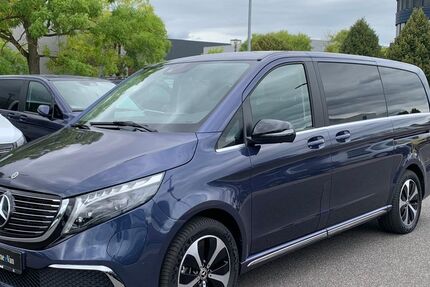 Mercedes-Benz EQV 13.339 km 53.950 € Krefeld 47807