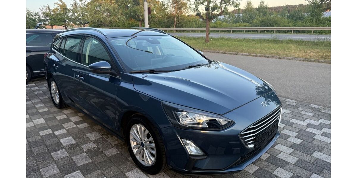 Ford Focus 43.500 km 16.500 &euro; Sigmaringendorf 72517