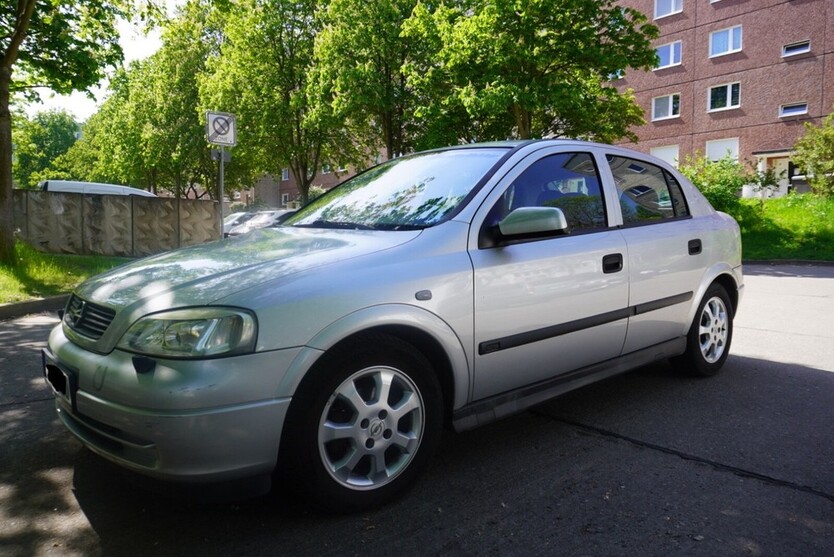 Opel Astra 145.000 km 1.659 € Jena 07743