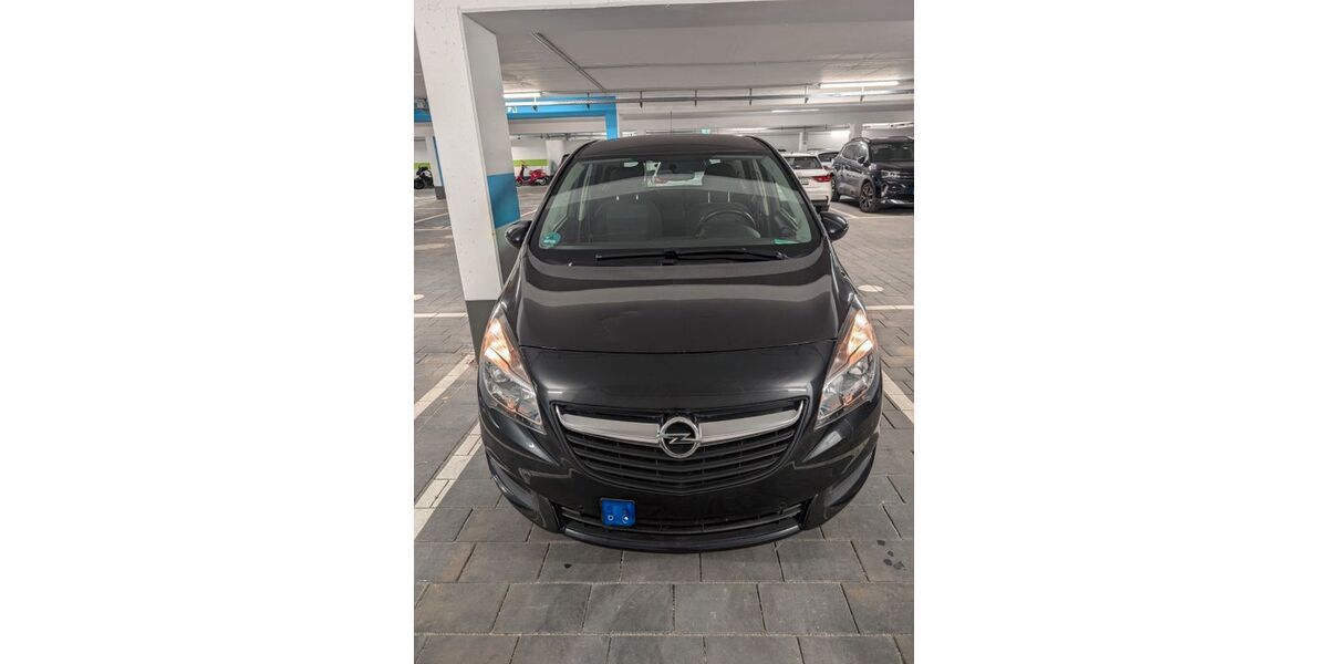 Opel Meriva 82.000 km 7.250 &euro; München 80637