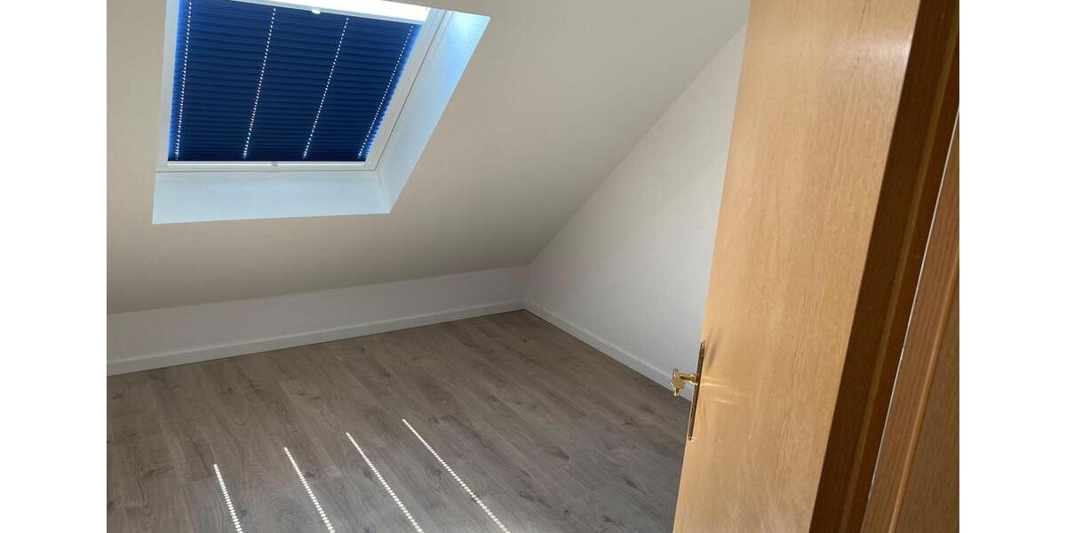 Einfamilienhaus Garbsen Ortschaft Horst - 5.5 Zimmer, 140 m&sup2;, 1.500&euro; | Angebot:26266009