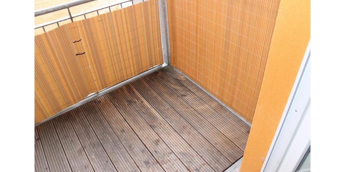 Etagenwohnung Döbeln - 2 Zimmer, 47 m&sup2;, 300&euro; | Angebot:25992549