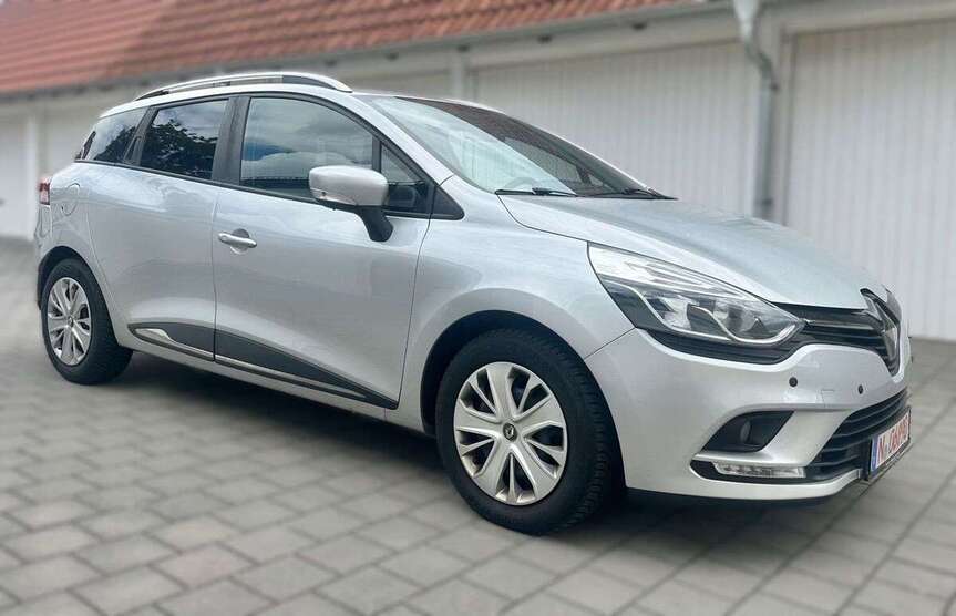 Renault Clio 92.000 km 8.808 € Nürnberg 90431