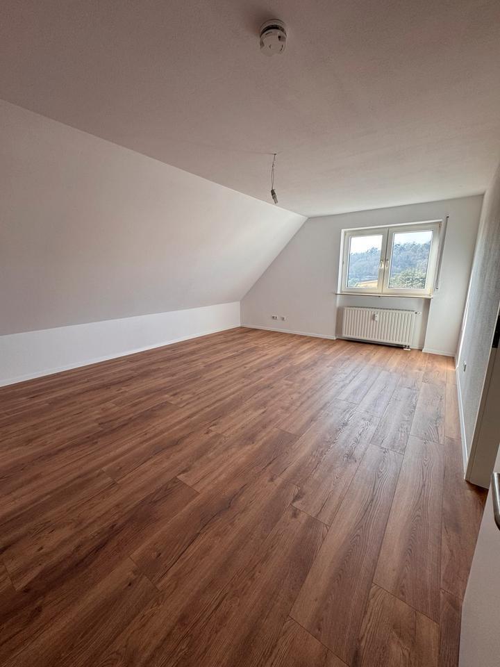 Erstbezug nach Sanierung - 3 Zimmer Wohnung in Würzburg