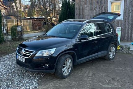 VW Tiguan 143.000 km 9.690 &euro; Lietzow 18528